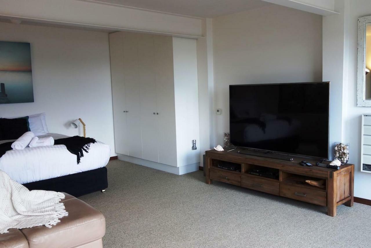 The Loft @ Bay Of Fires Seascape Apartment Binalong Bay Екстериор снимка