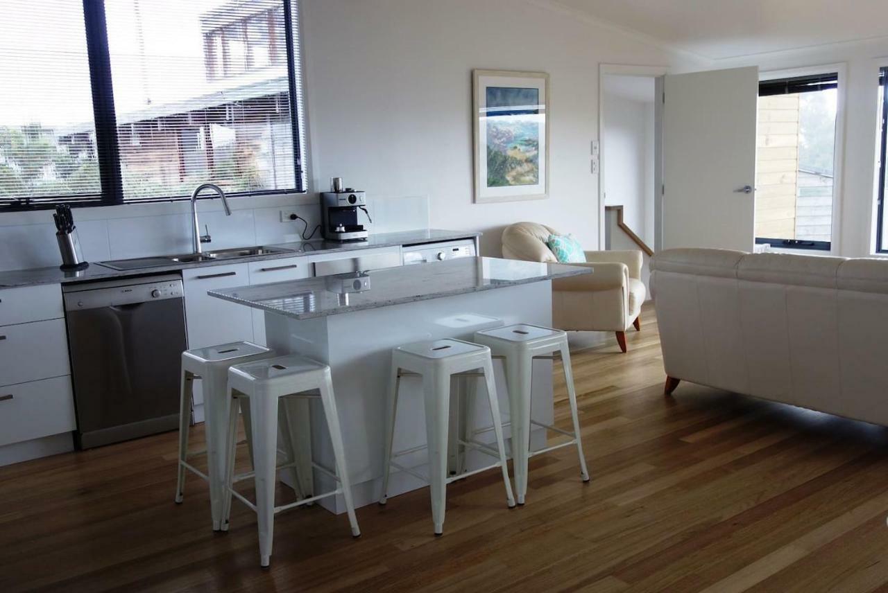 The Loft @ Bay Of Fires Seascape Apartment Binalong Bay Екстериор снимка