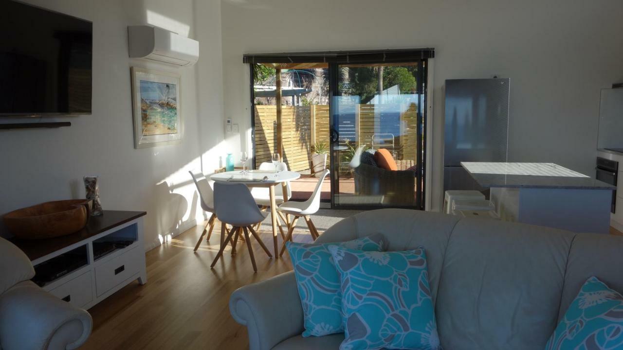 The Loft @ Bay Of Fires Seascape Apartment Binalong Bay Екстериор снимка